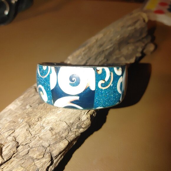 Conch Shell Inlay Swirl Textured Cuff Bracelet Blue Pink White Natural Stone - Picture 14 of 14